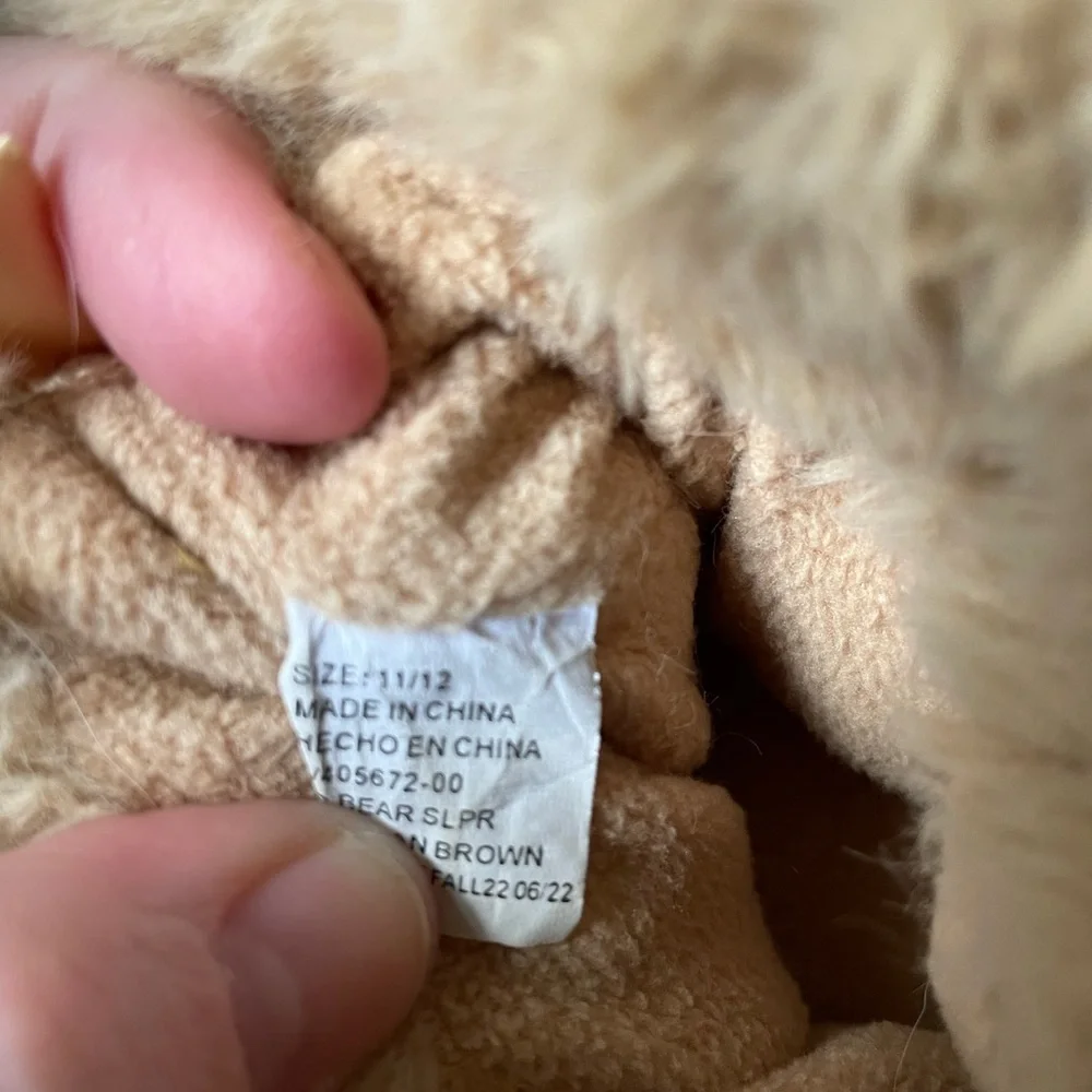 GAP kids teddy bear slippers 11/12